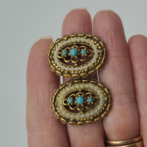 ART Arthur Pepper Vintage Clip On Earrings - Picture 4 of 12